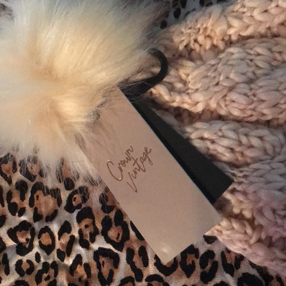 Offers Welcomed!! Women’s toboggan with a faux fur top NWT!!! - Picture 3 of 4